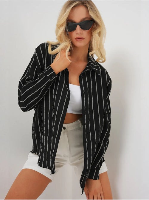 Camisa oversize texturizada de rayas con cierre de botones bdart - Kiabi Camisa oversize texturizada de rayas con cierre de botones bdart - Kiabi
