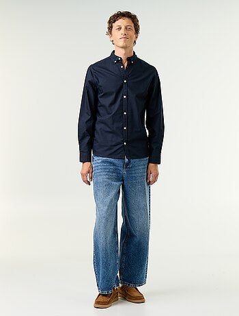 Camisa oxford con abertura abotonada