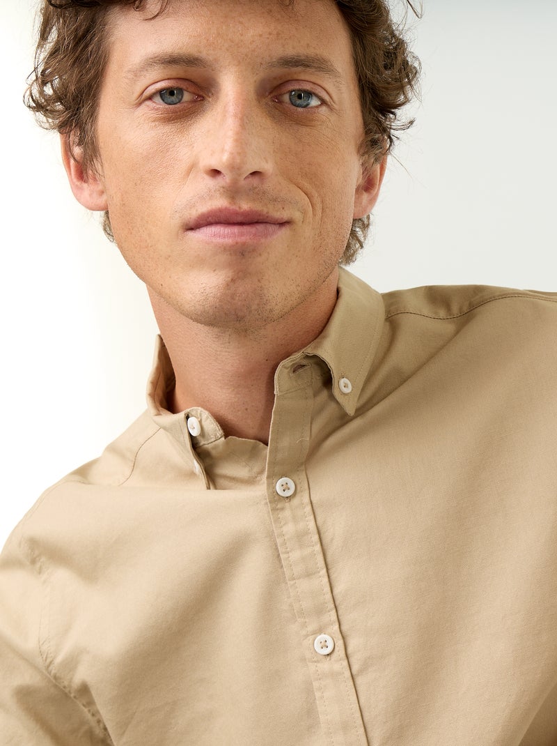 Camisa oxford con abertura abotonada Beige - Kiabi