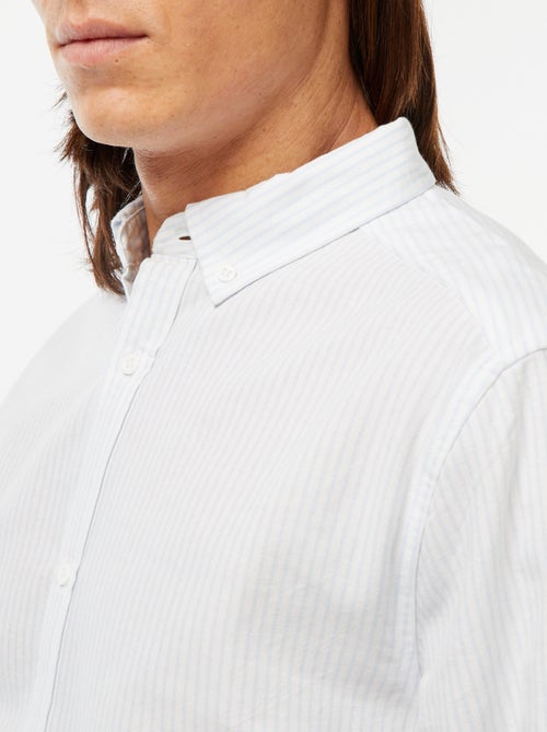 Camisa Oxford con motivo de rayas - Kiabi Camisa Oxford con motivo de rayas - Kiabi