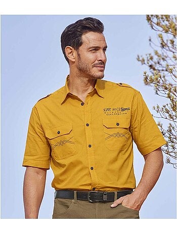 Camisa de manga corta de popelín flameado con cuello de puntas libres