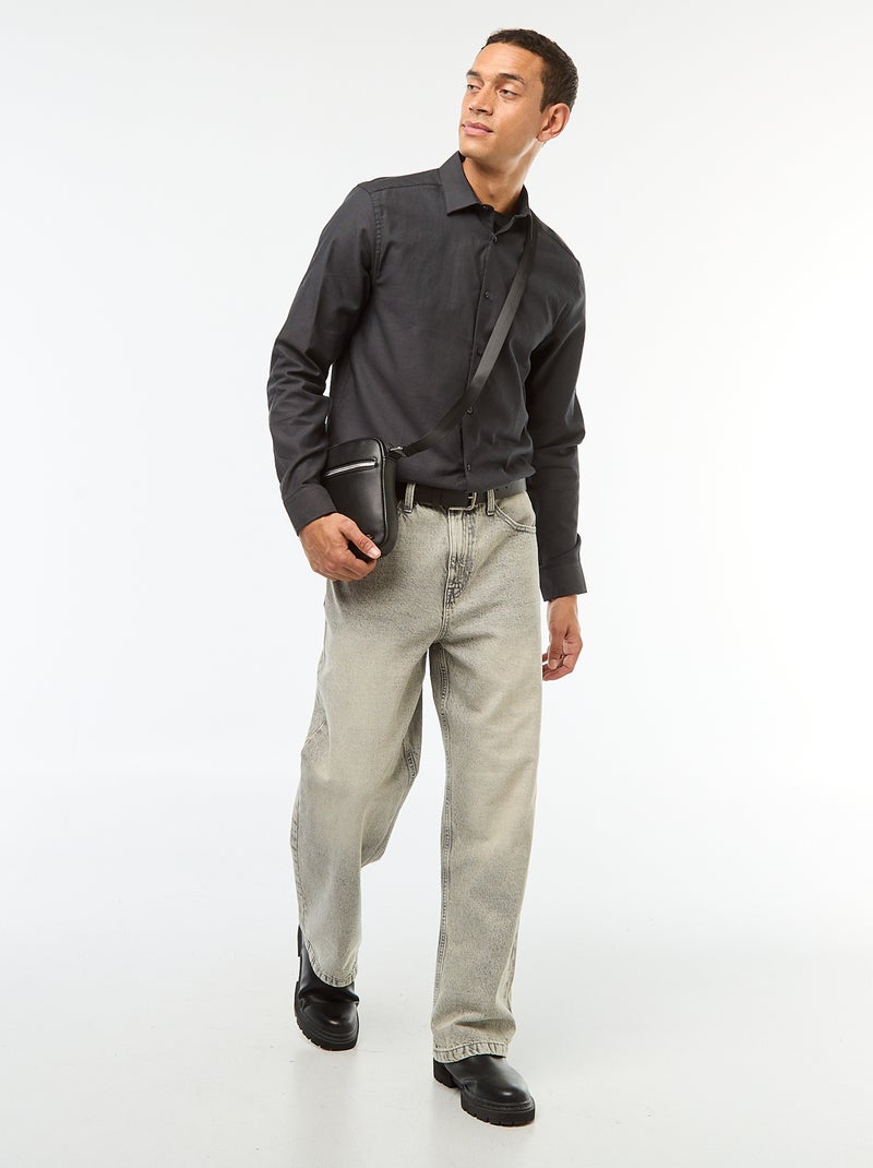 Camisa recta lisa Negro - Kiabi