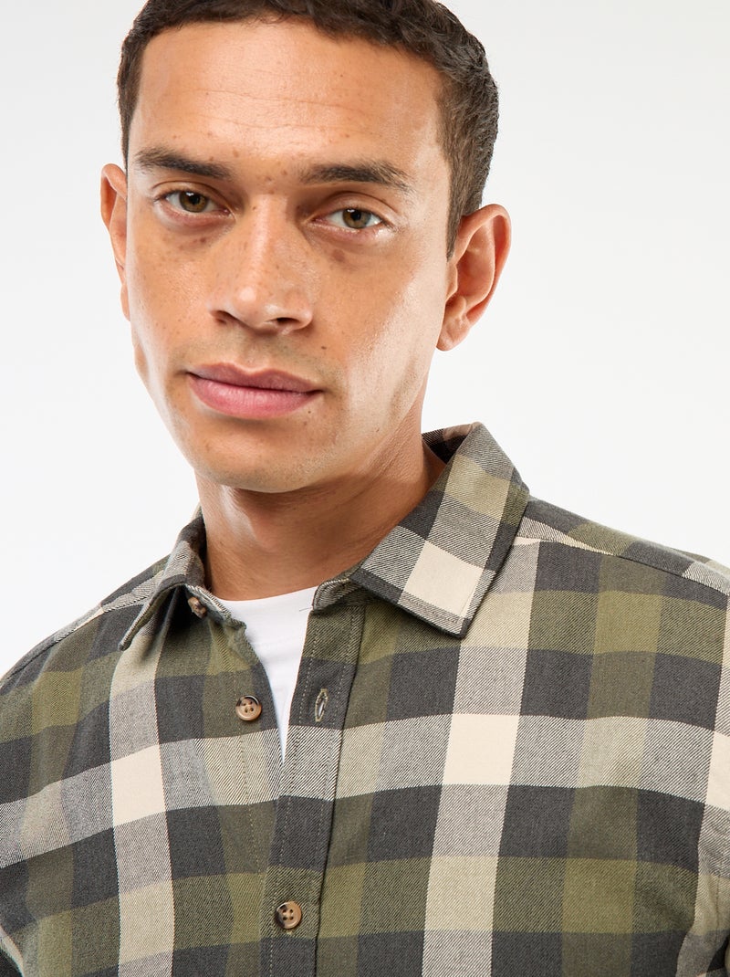 Camisa regular de cuadros Kaki - Kiabi