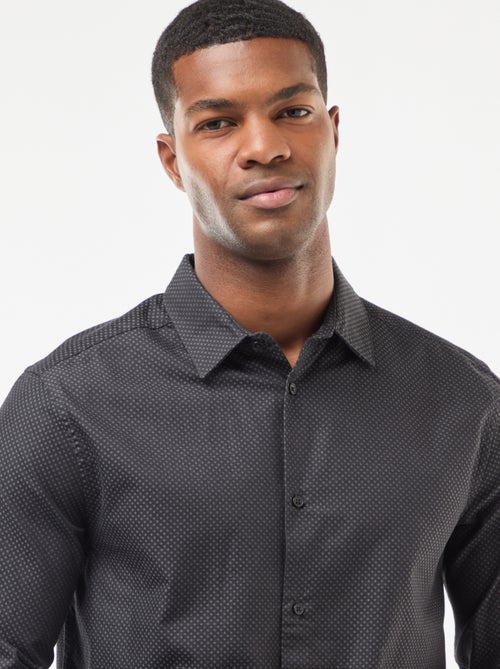 Camisa regular en tejido dobby de algodón - Kiabi Camisa regular en tejido dobby de algodón - Kiabi