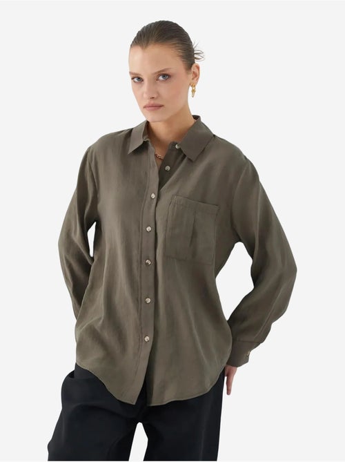 Camisa relajada con botones y bolsillo mixray - Kiabi Camisa relajada con botones y bolsillo mixray - Kiabi