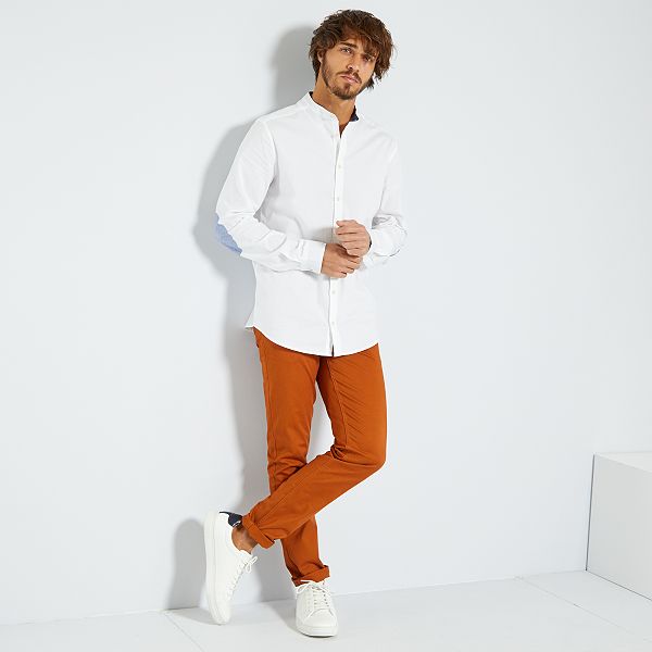 Camisa slim con cuello mao Hombre blanco Kiabi 11,00€ Camisa slim con cuello mao Hombre blanco Kiabi 11,00€