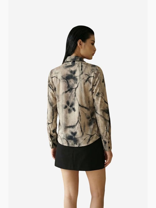 Camisa tejida de terciopelo abstracto para mujer my fashion - Kiabi Camisa tejida de terciopelo abstracto para mujer my fashion - Kiabi