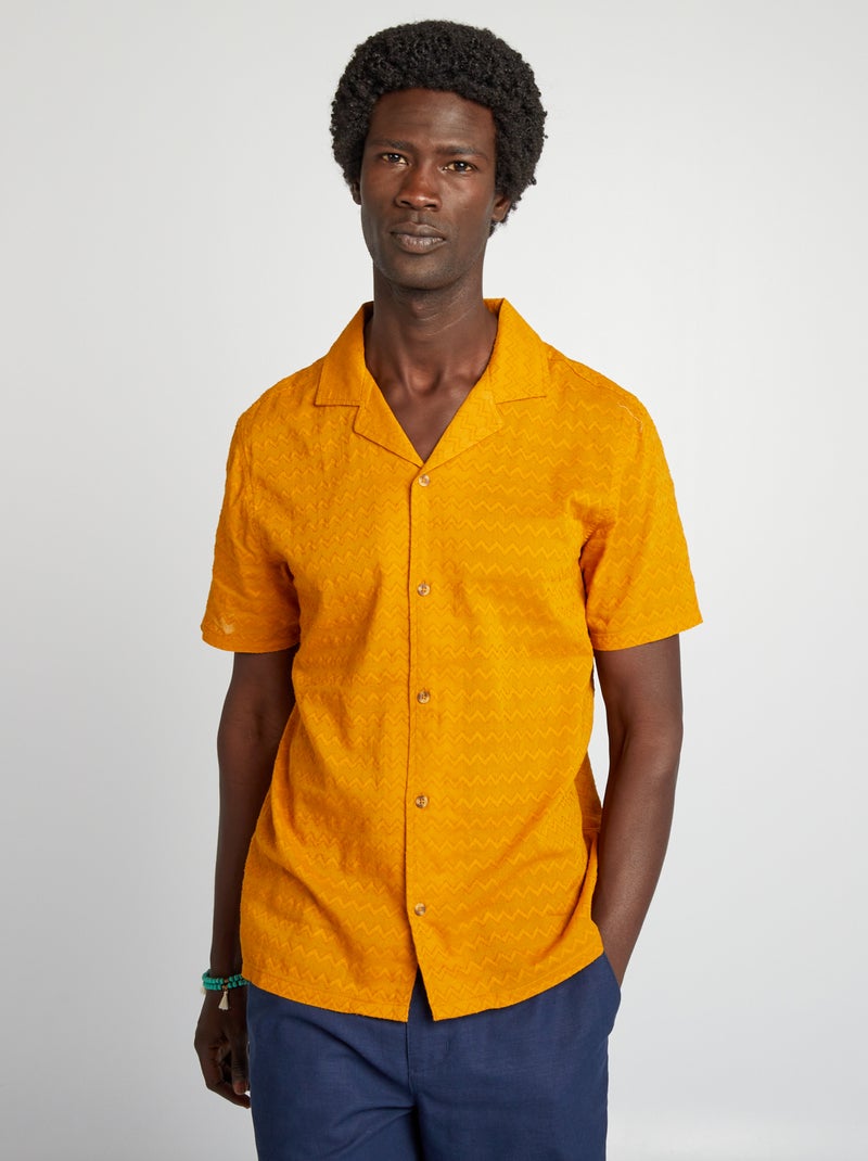 Camisa texturizada de manga corta AMARILLO - Kiabi