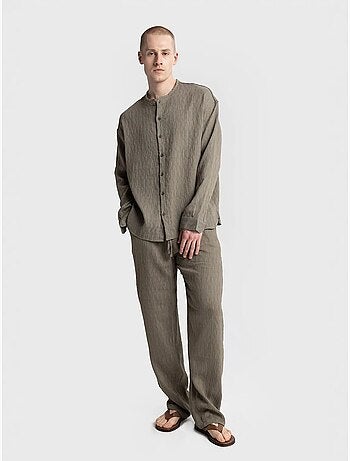 Camisa texturizada de manga larga y cuello redondo giesto