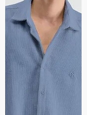Camisa texturizada extragrande con botones giesto