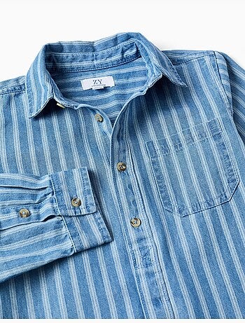 Camisa vaquera a rayas con bolsillo