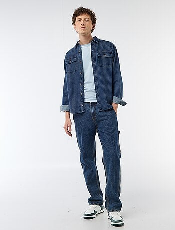 Camisa vaquera a rayas con bolsillos de parche en el pecho