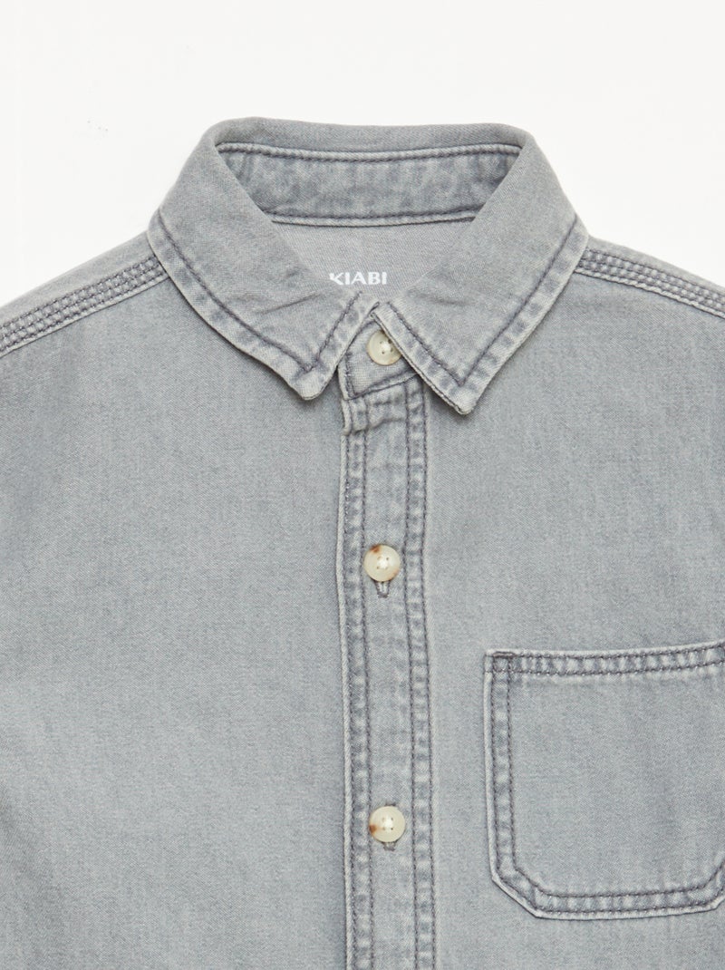 Camisa vaquera con bolsillo en el pecho Gris - Kiabi