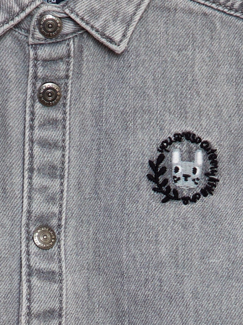 Camisa vaquera con bordado conejo GRIS - Kiabi