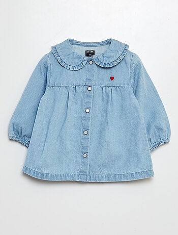 Camisa vaquera con bordado de corazón