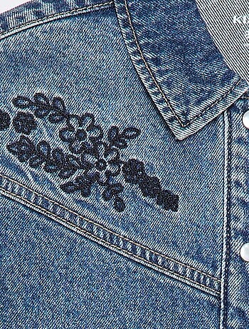Camisa vaquera con bordados