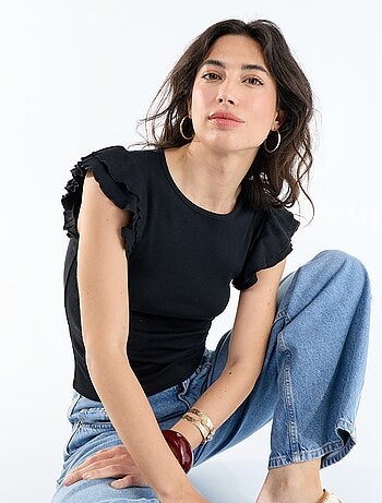 Camiseta acanalada con mangas de volantes
