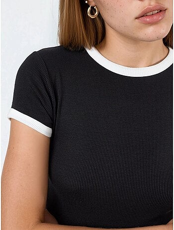 Camiseta acanalada de manga corta con cuello redondo busem