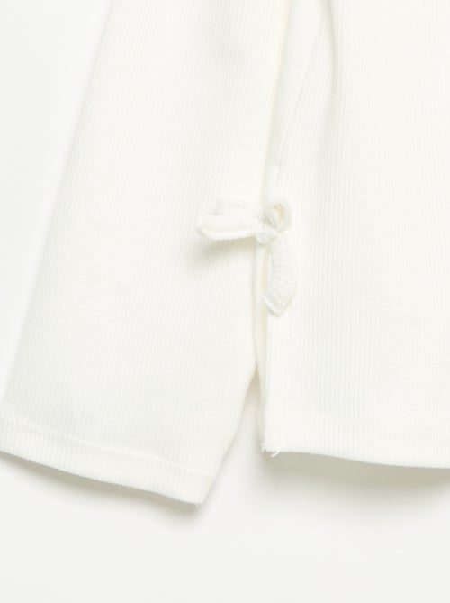 Camiseta acanalada de manga larga con nudo - Kiabi