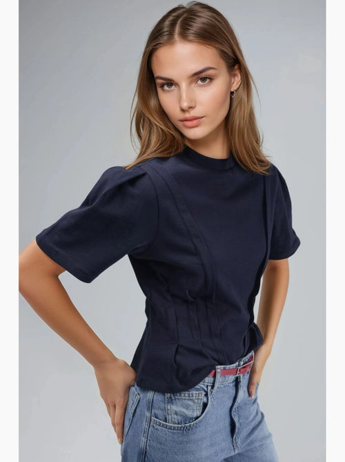 Camiseta ajustada de cuello redondo hiccup - Kiabi Camiseta ajustada de cuello redondo hiccup - Kiabi