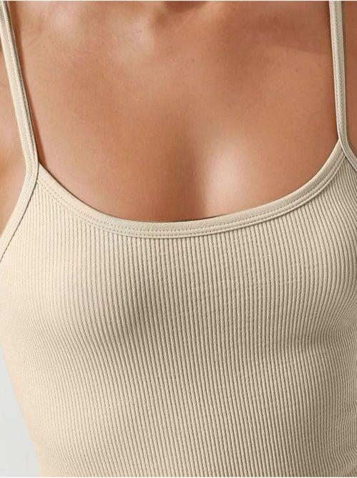 Camiseta básica ajustada con cuello redondo hiccup - Kiabi