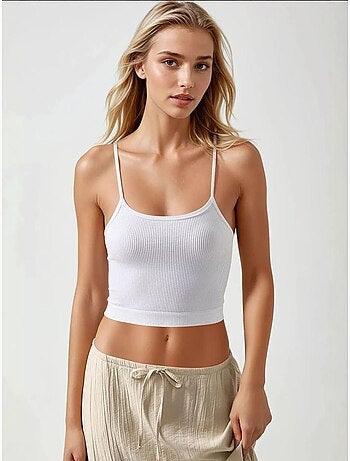 Camiseta básica ajustada con cuello redondo hiccup