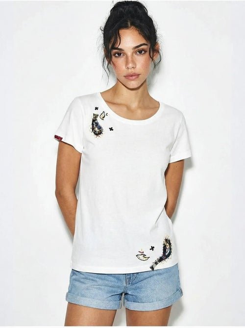 Camiseta básica con cuello en u bordado lucci - Kiabi