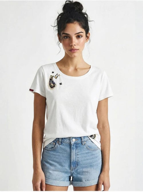 Camiseta básica con cuello en u bordado lucci - Kiabi