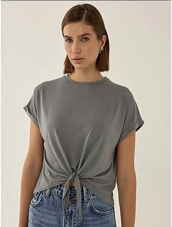 Camiseta básica corta con cuello redondo hiccup