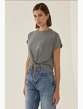 Camiseta básica corta con cuello redondo hiccup