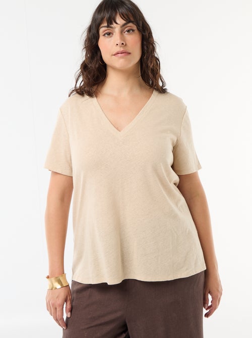 Camiseta básica cuello en pico y manga corta - Kiabi