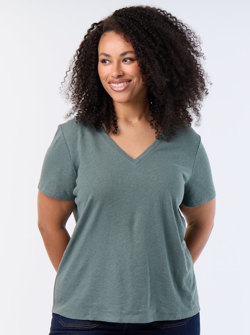 Camiseta básica cuello en pico y manga corta Verde - Kiabi