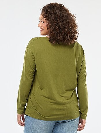 Camiseta básica cuello en V y manga 3/4