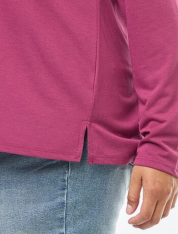 Camiseta básica cuello en V y manga 3/4