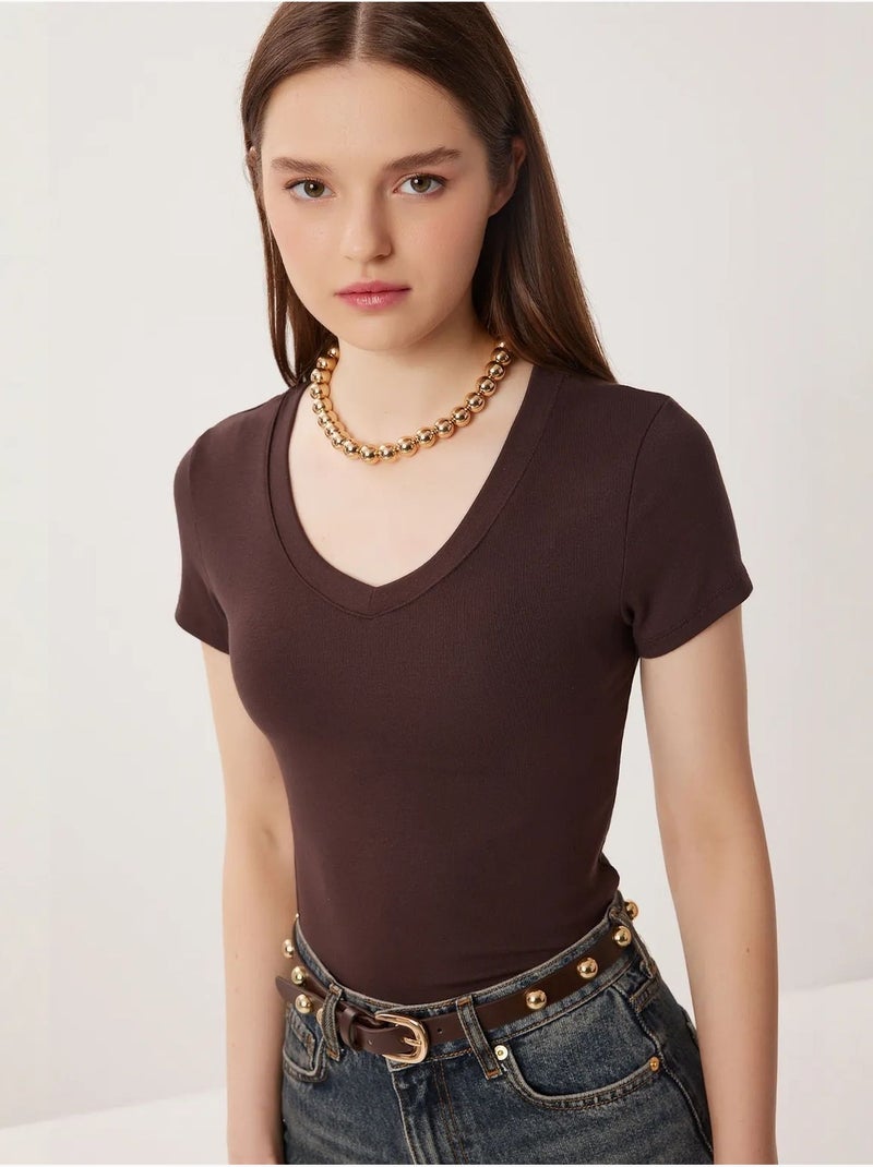 Camiseta básica de cuello en v slim fit istanbul Marrón chocolate - Kiabi