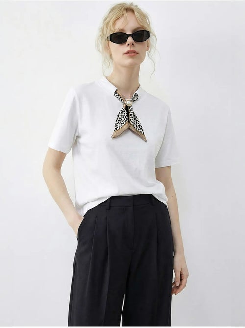 Camiseta básica de cuello redondo con detalle de accesorio lucci - Kiabi