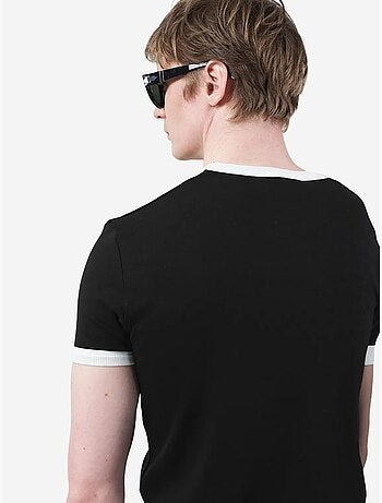 Camiseta básica de cuello redondo con ribete en contraste giesto