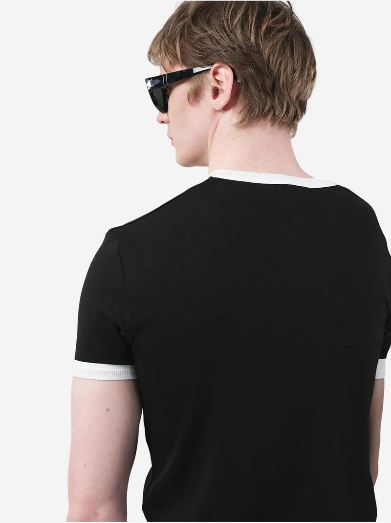 Camiseta básica de cuello redondo con ribete en contraste giesto Negro - Kiabi