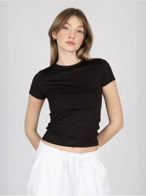 Camiseta básica de cuello redondo - Kiabi Camiseta básica de cuello redondo - Kiabi