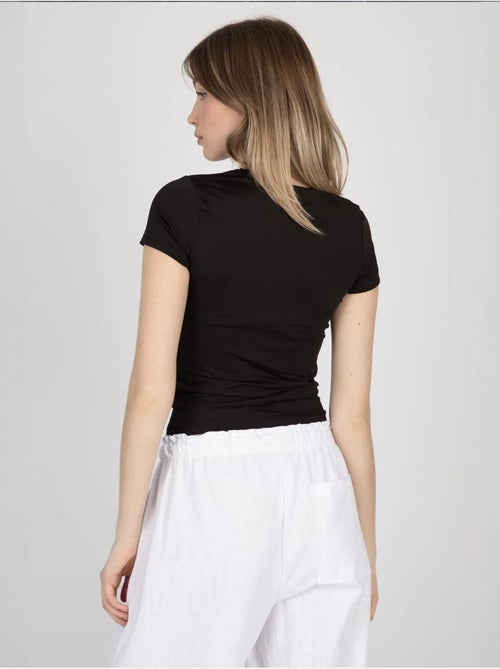 Camiseta básica de cuello redondo - Kiabi Camiseta básica de cuello redondo - Kiabi