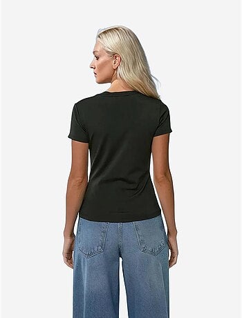 Camiseta básica de cuello redondo