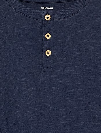 Camiseta básica de cuello tunecino