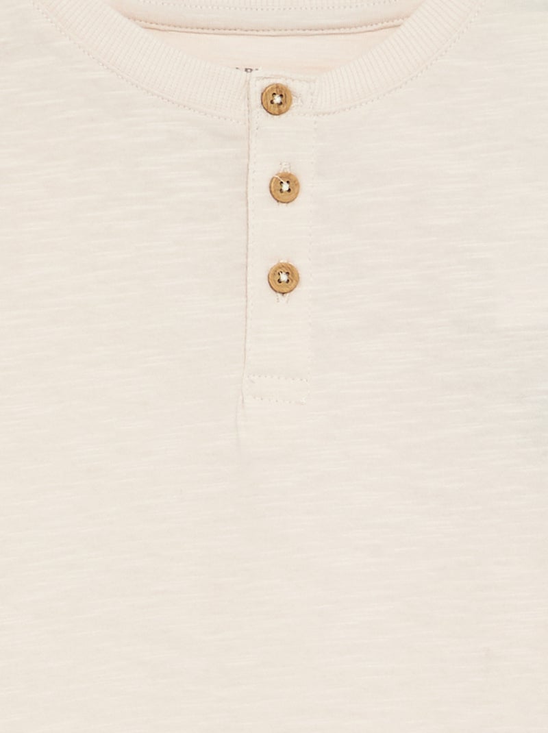 Camiseta básica de cuello tunecino Blanco - Kiabi