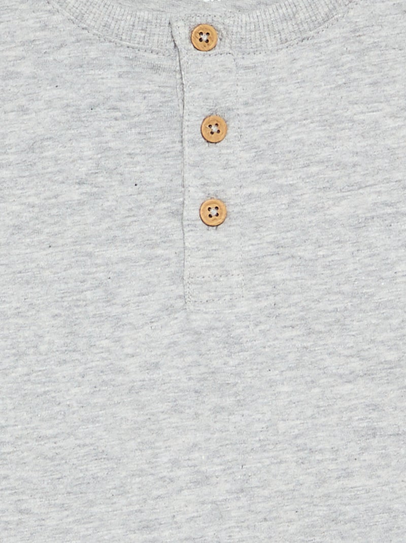 Camiseta básica de cuello tunecino Gris - Kiabi