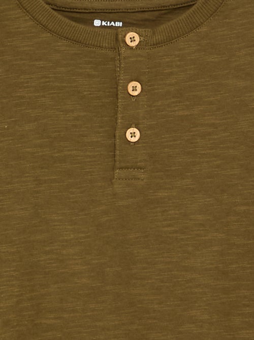 Camiseta básica de cuello tunecino - Kiabi Camiseta básica de cuello tunecino - Kiabi