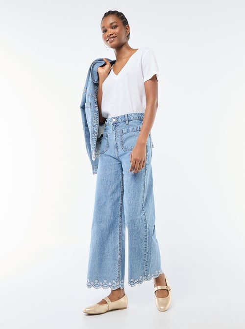 Camiseta básica de manga corta con cuello en pico - Kiabi