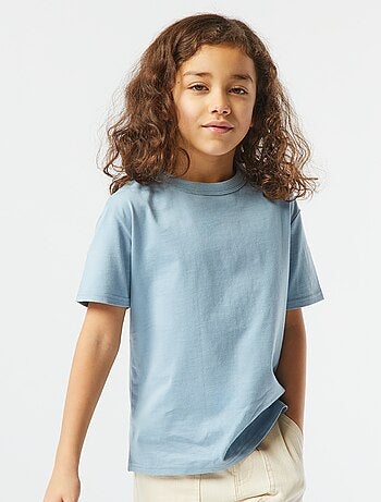 Camiseta básica de manga corta con cuello redondo