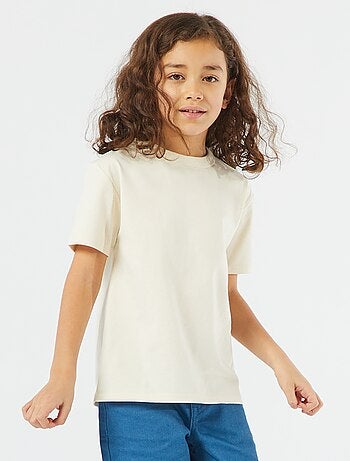 Camiseta básica de manga corta con cuello redondo