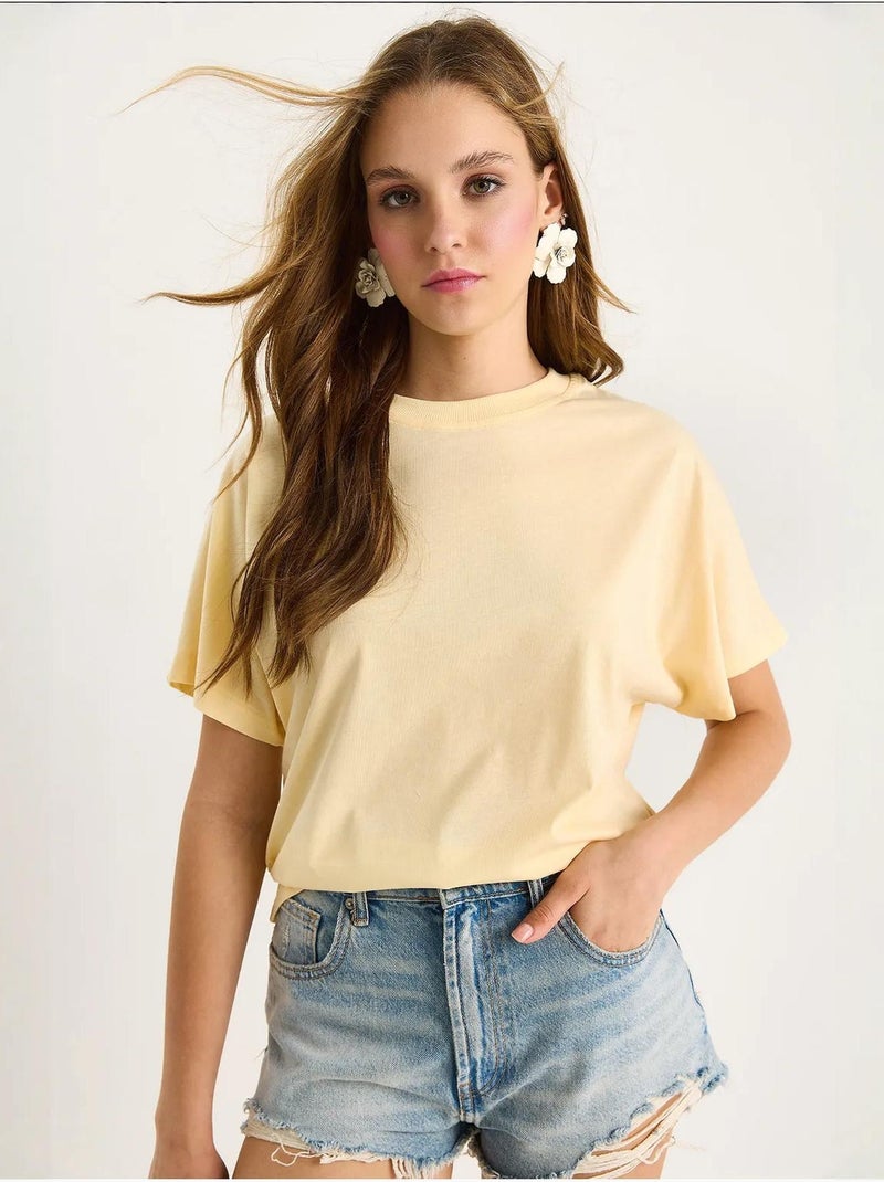 Camiseta básica de manga corta con cuello redondo y corte regular de algodón orgánico lucci Amarillo limón - Kiabi