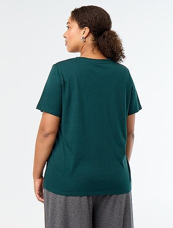 Camiseta básica de manga corta y cuello en pico